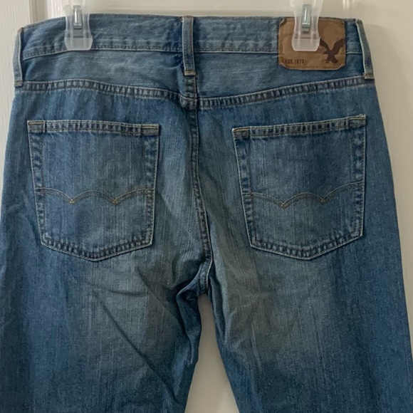 American Eagle AEO Men's Medium Wash Jeans Original Boot Cut Size 30/30 - Picture 4 of 16